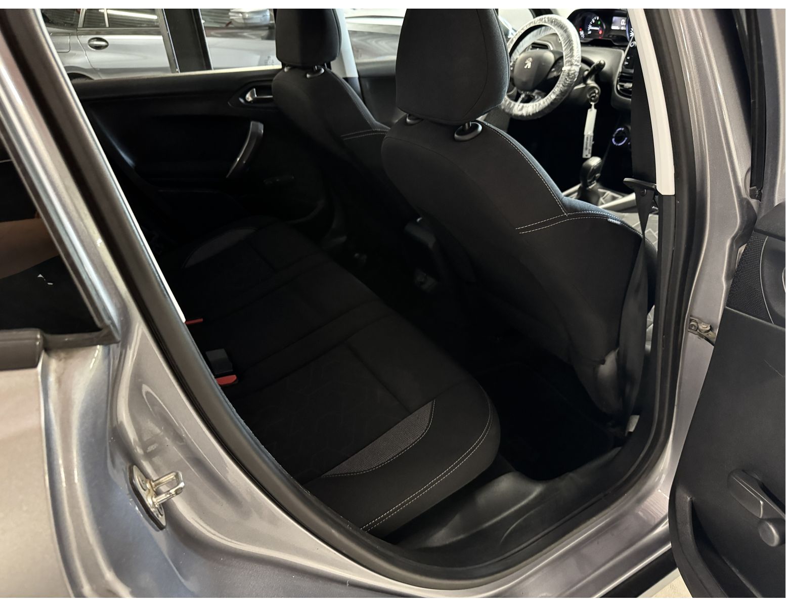 Peugeot 2008 PureTech – Betrouwbare SUV Deal!
